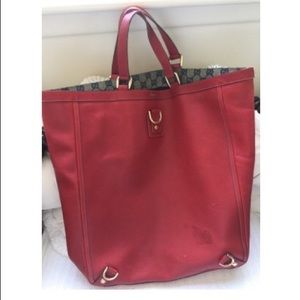 Gucci Tote bag.